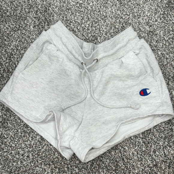 Champion Pants - Champion Sweat Shorts Size S